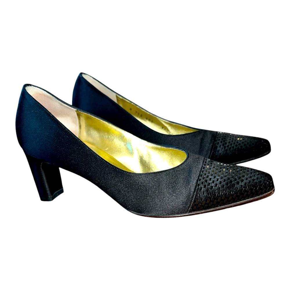 St. John size 7.5 black satin sequin heels pumps classic old money quiet luxury